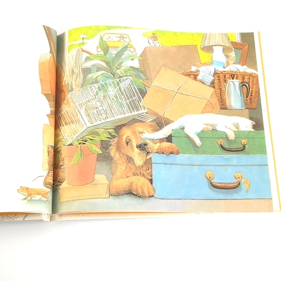 Kids Dog Book Bundle - Picture 15 of 16